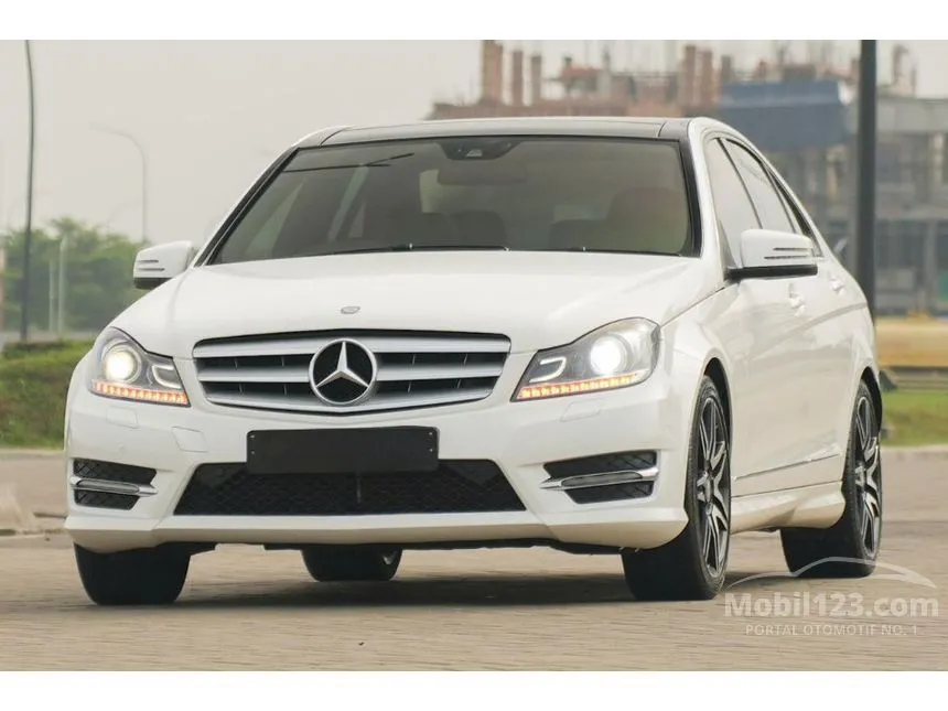 2014 Mercedes-Benz C250 Avantgarde AMG Sedan
