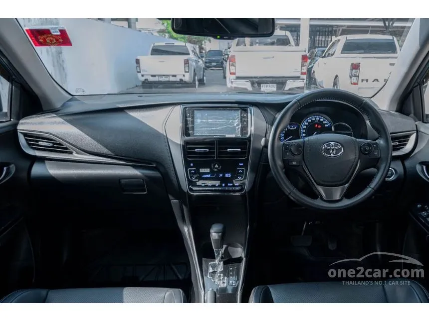 2022 Toyota Yaris Ativ Sport Premium Sedan