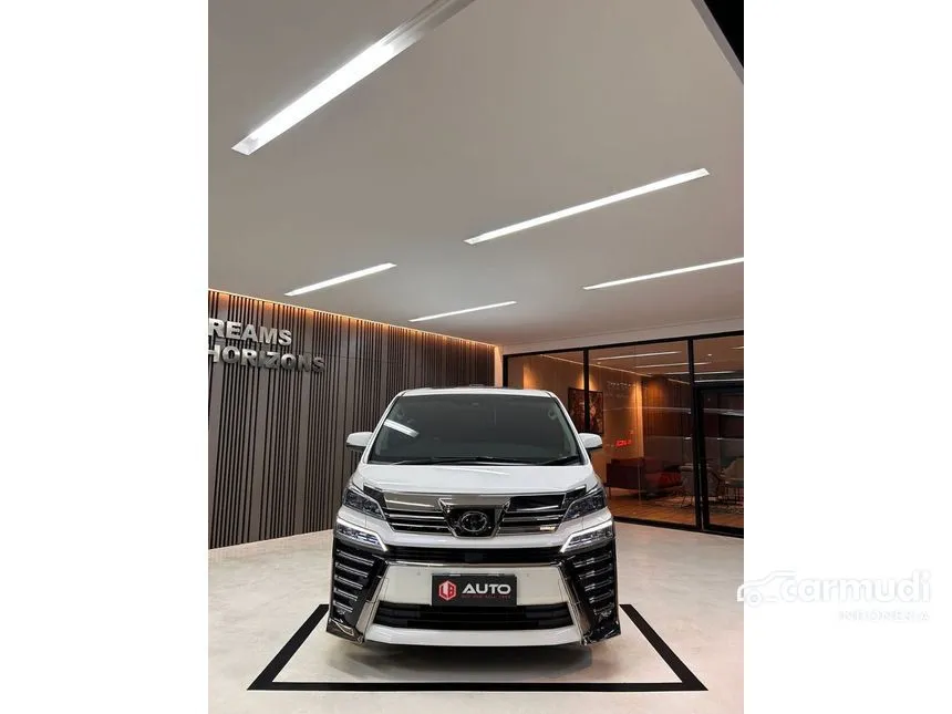 Jual Mobil Toyota Vellfire 2022 G (Premium Color) 2.5 di Banten Automatic MPV Putih Rp 935.000.000