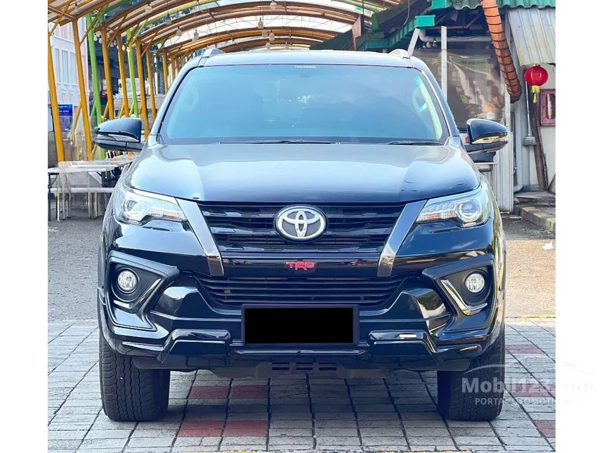 2019 Toyota Fortuner VRZ TRD 4X2 SUV