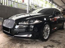 2013 Jaguar XF 3.0 Premium Luxury Sedan