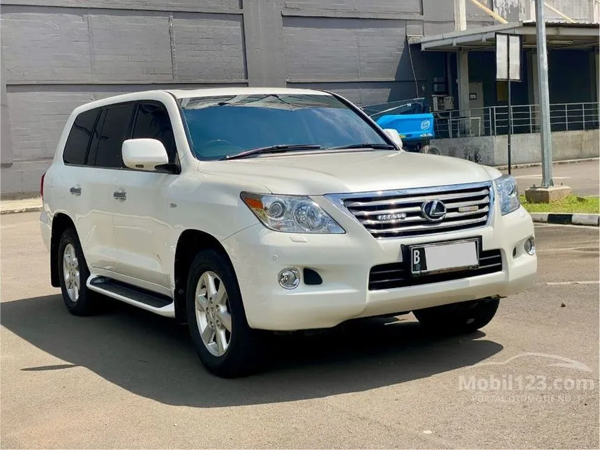 2011 Lexus LX 570 SUV