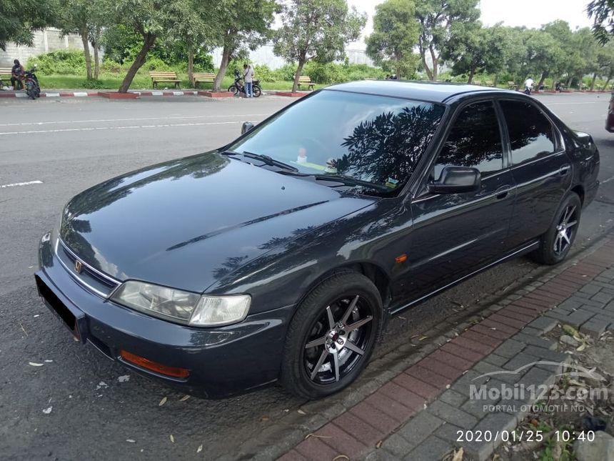Jual Mobil Honda Accord 1997 2 2 Di Jawa Timur Manual Sedan Abu Abu Rp 72 000 000 6594273 Mobil123 Com