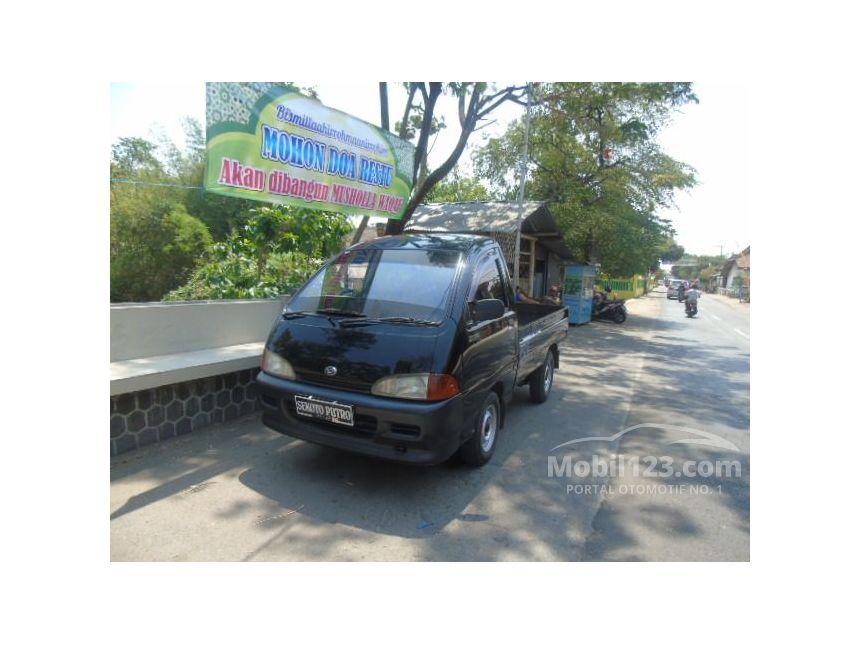 Jual Mobil  Daihatsu  Espass  2003 1 5 di Jawa Timur Manual 