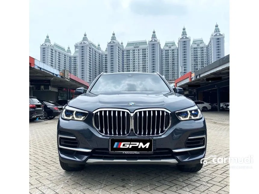 Jual Mobil BMW X5 2022 xDrive40i xLine 3.0 di DKI Jakarta Automatic SUV Abu