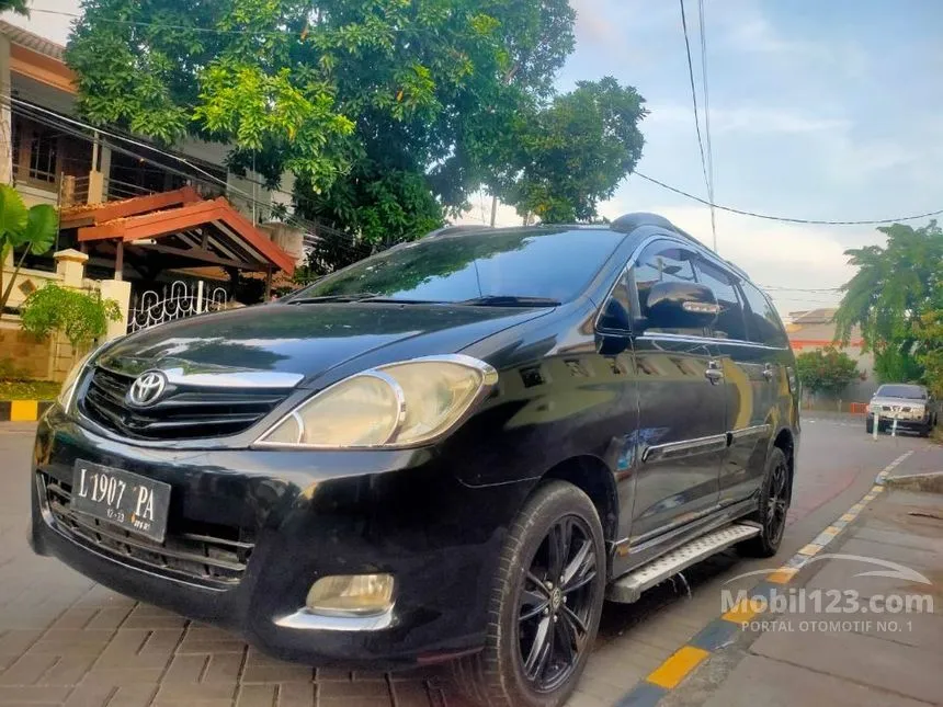 Jual Mobil Toyota Kijang Innova 2010 G Lux 2.0 di Jawa Timur Automatic MPV Hitam Rp 125.000.000
