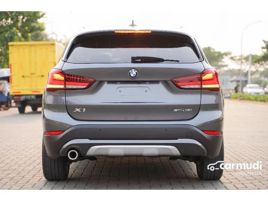 2021 BMW X1 sDrive18i xLine SUV