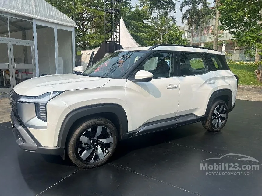 2026 Mitsubishi Destinator Ultimate (Quartz White Pearl) SUV