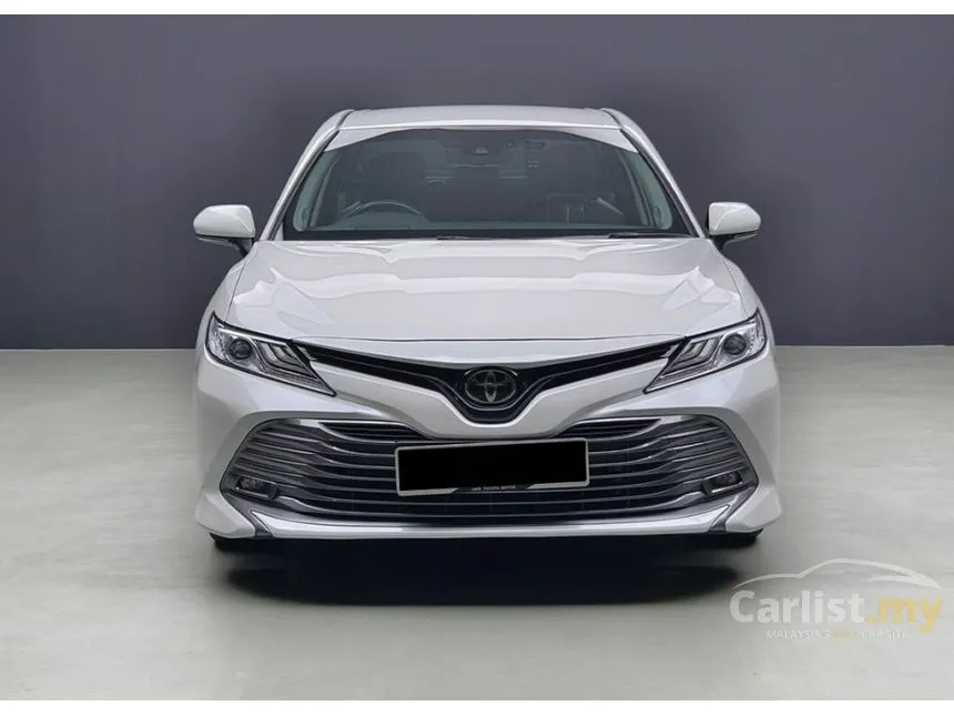 2020 Toyota Camry V Sedan