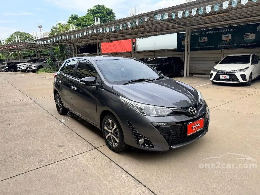 2020 Toyota YARIS High Hatchback