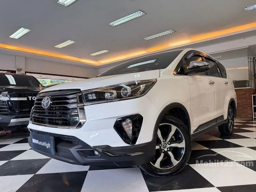 2021 Toyota Kijang Innova Venturer 50th Anniversary Edition MPV
