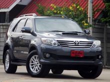 2013 Toyota Fortuner 3.0 (ปี 12-15) V SUV AT