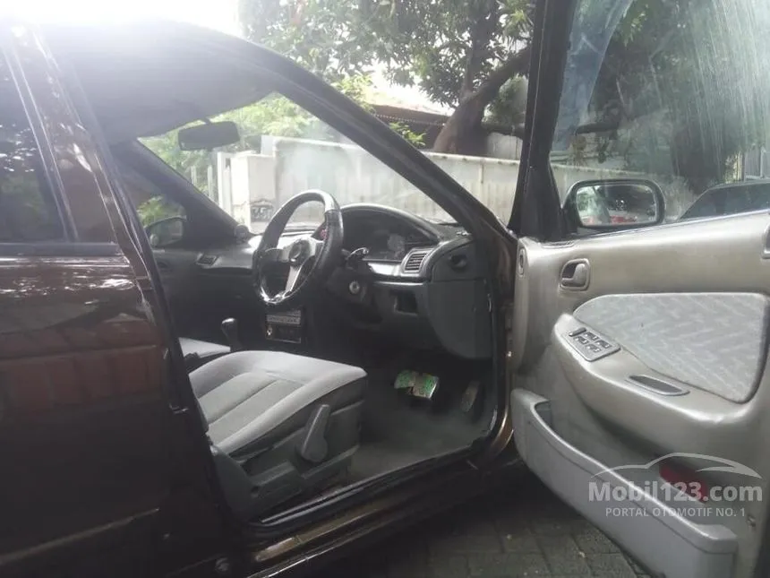 2000 Timor S515i B5 Sedan
