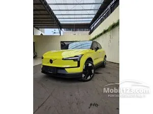 2025 Volvo EX30 Ultra SUV