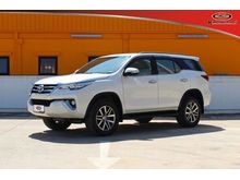 2016 Toyota Fortuner 2.4 (ปี 15-18) V SUV