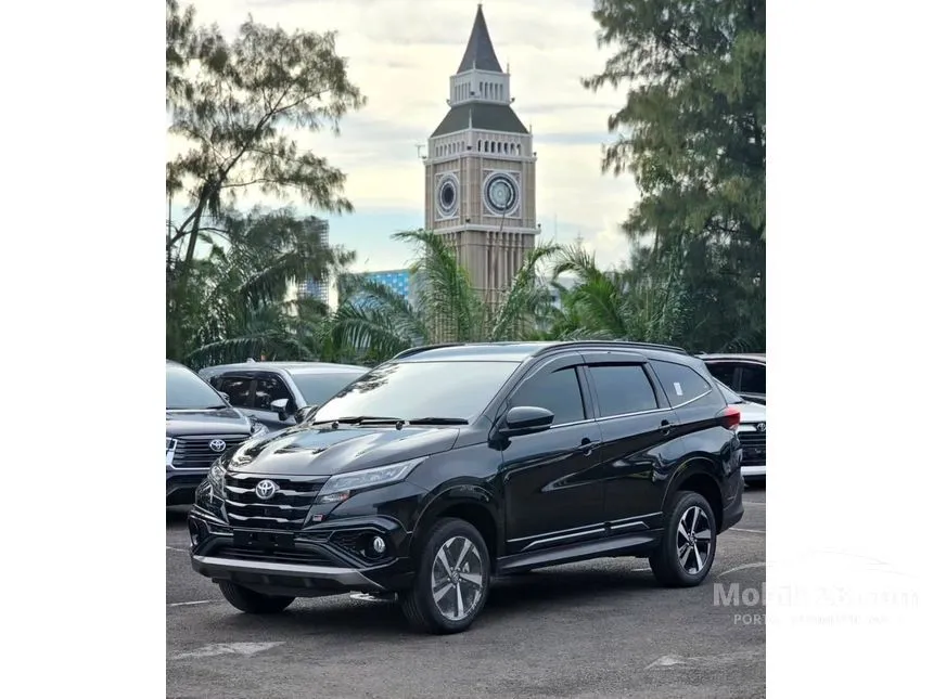 Jual Mobil Toyota Rush 2024 S GR Sport 1.5 di Jawa Barat Automatic SUV Hitam Rp 230.400.000