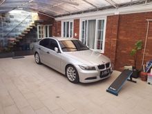 BMW E90 320i Silver on Black 2006