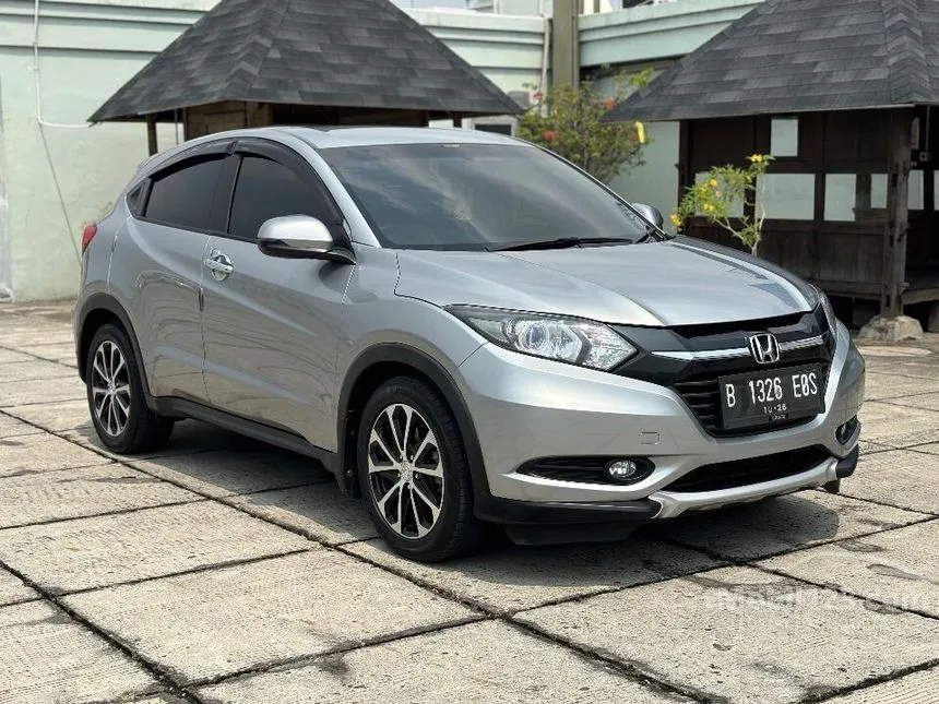 Jual Mobil Honda HR