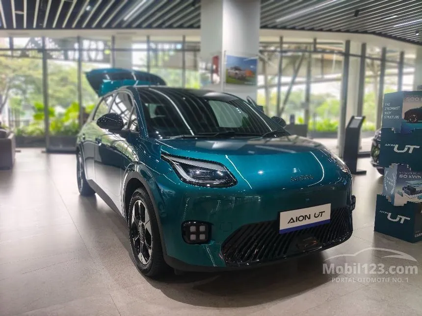 2026 GAC AION UT Premium Hatchback