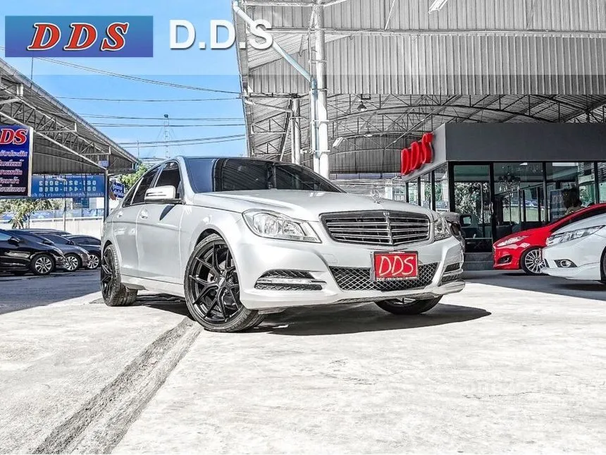 2013 Mercedes-Benz C200 CGI Sedan