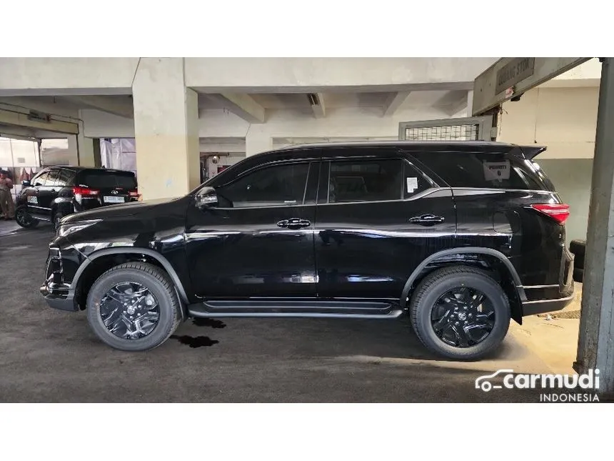 2024 Toyota Fortuner VRZ SUV