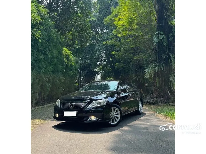 2014 Toyota Camry V Sedan