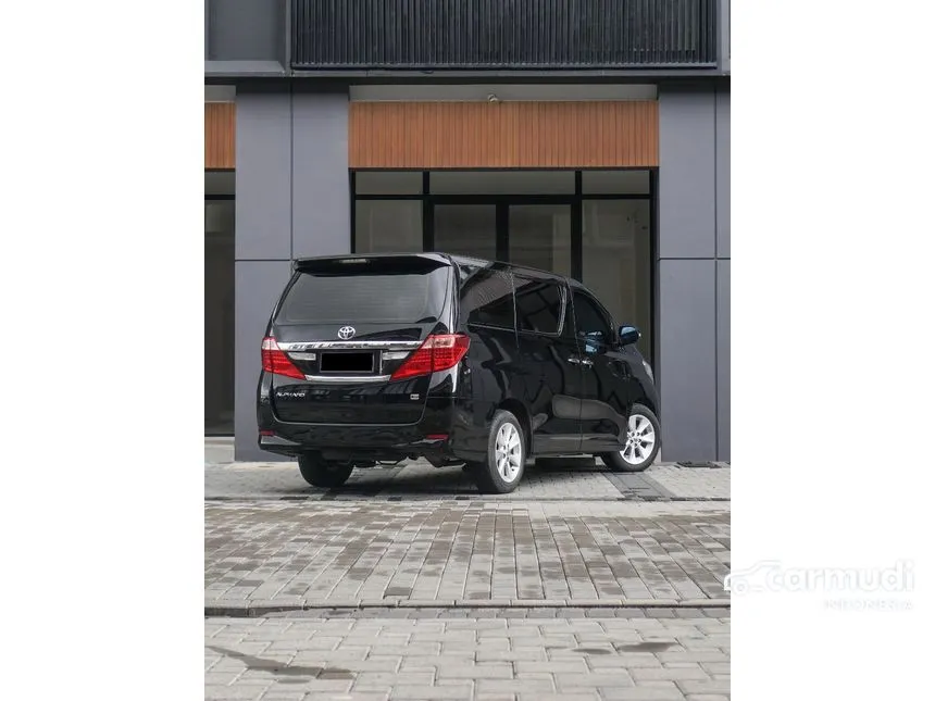 2013 Toyota Alphard G MPV