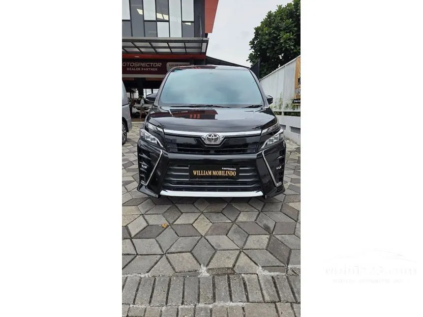 2020 Toyota Voxy MPV