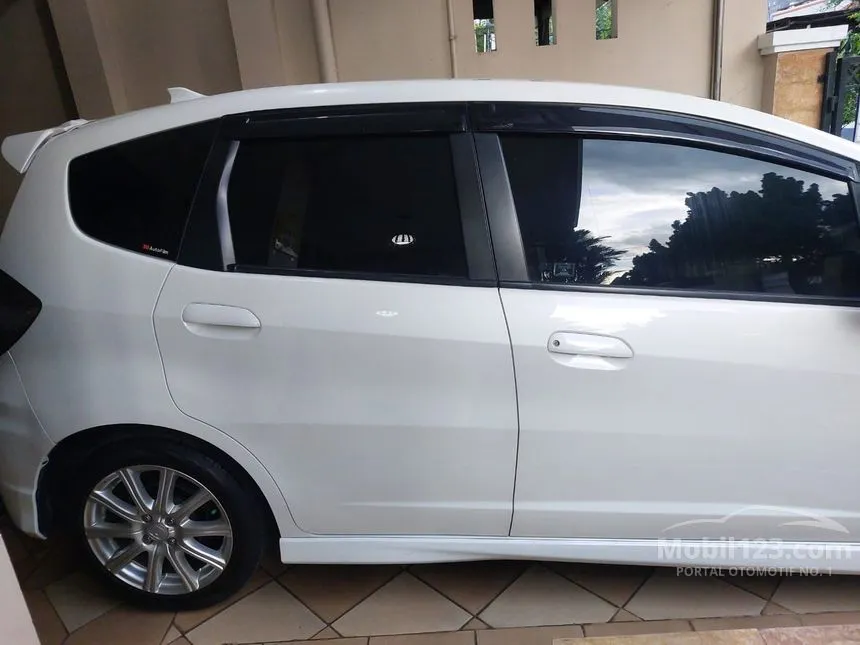 2014 Honda Jazz RS Hatchback