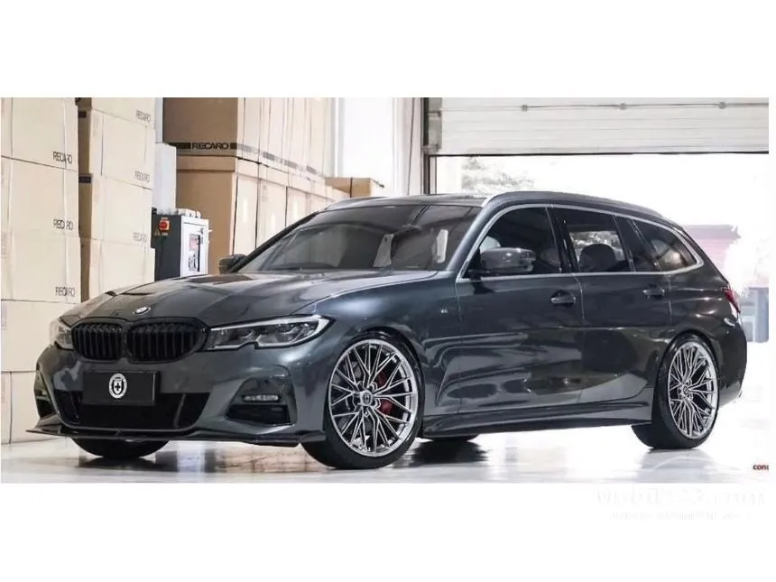 Jual Mobil BMW 320i 2021 Touring M Sport 2.0 di DKI Jakarta Automatic Wagon Abu