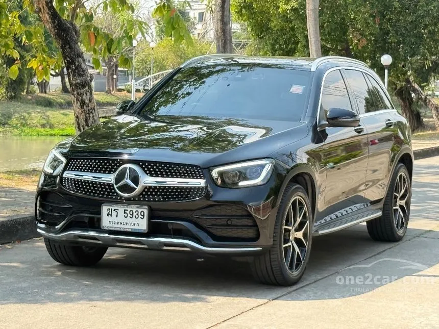 2021 Mercedes-Benz GLC300 e 4MATIC AMG Dynamic SUV
