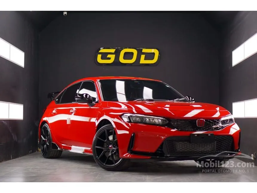 Jual Mobil Honda Civic 2023 Type R 2.0 di Jawa Timur Manual Hatchback Merah Rp 1.325.800.000