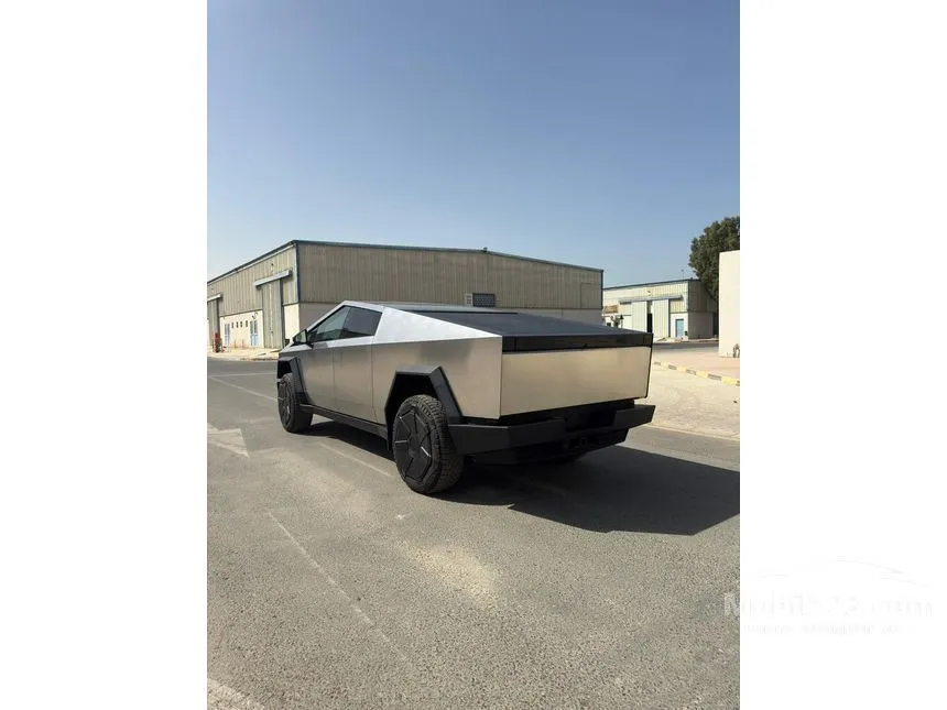 2025 Tesla Cybertruck Dual Motor Pickup