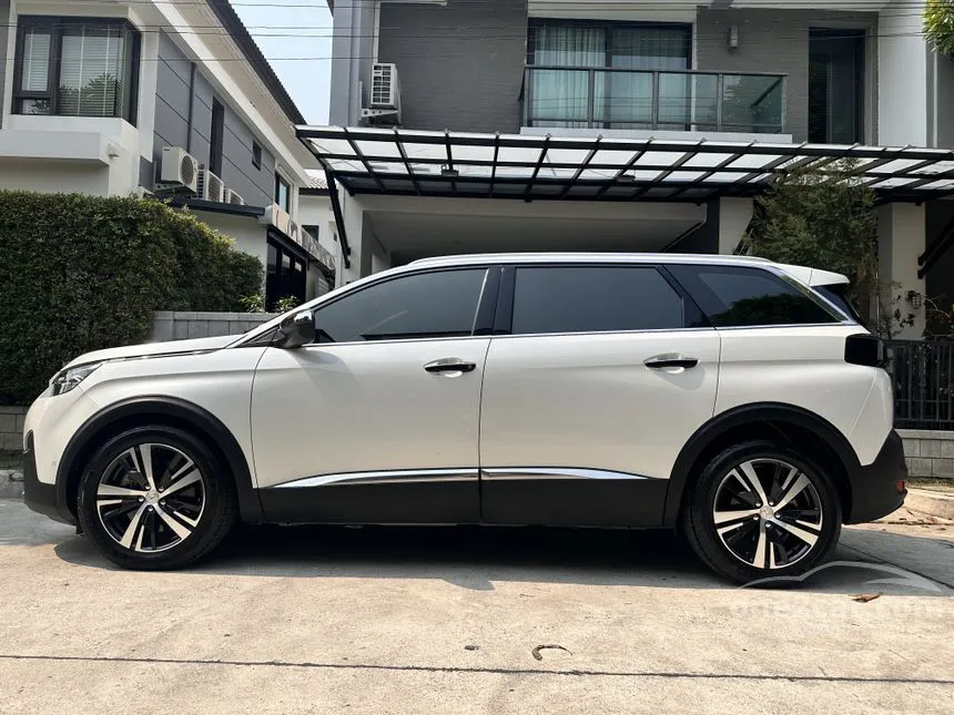 2020 Peugeot 5008 Allure SUV