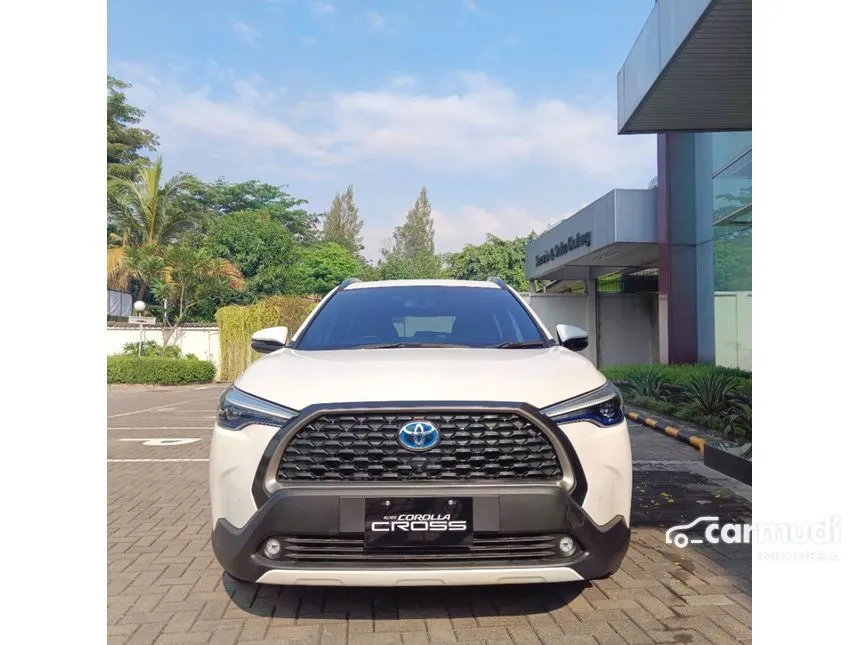 Jual Mobil Toyota Corolla Cross 2023 Hybrid 1.8 di DKI Jakarta Automatic Wagon Putih Rp 485.000.000