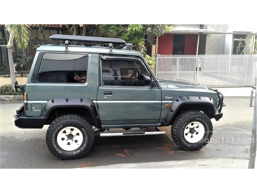 Jual Mobil Daihatsu Taft 1997 GT 2.8 di Jawa Barat Manual SUV Hijau Rp 