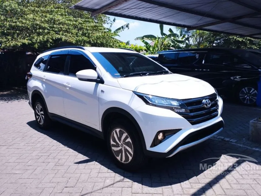 Jual Mobil Toyota Rush 2024 G 1.5 di Jawa Timur Manual SUV Putih Rp 277.015.000