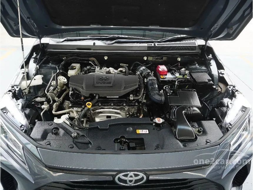 2024 Toyota Yaris Ativ Sport Sedan