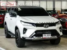 2024 Toyota FORTUNER 2.8 (ปี 15-25) GR Sport (Black Top) 4WD SUV