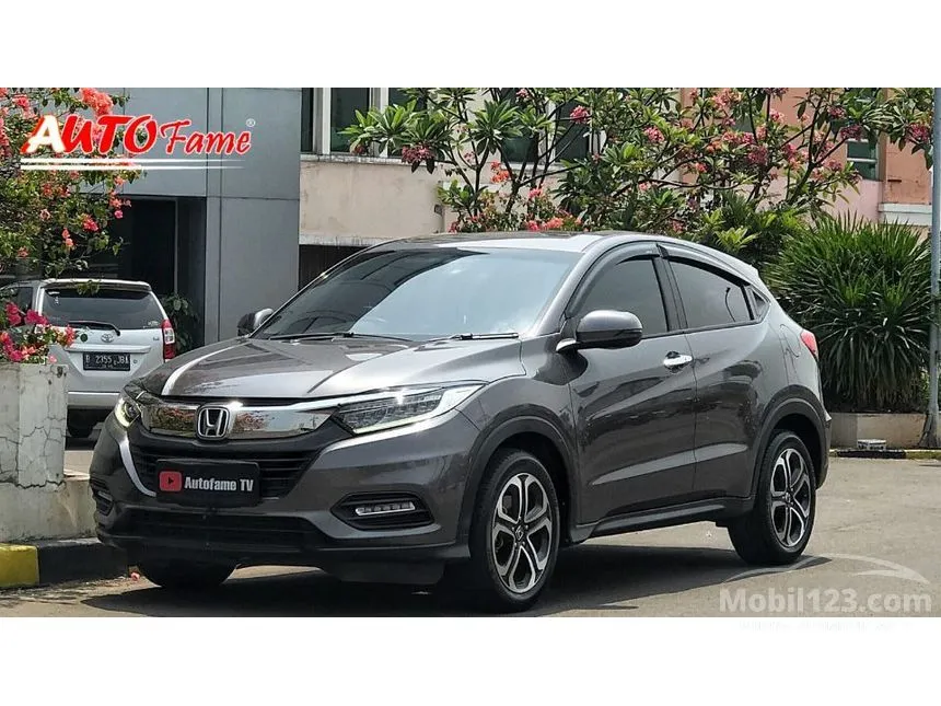 Jual Mobil Honda HR