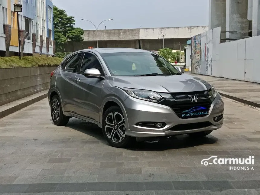 Jual Mobil Honda HR