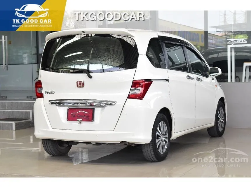 2013 Honda Freed SE Wagon