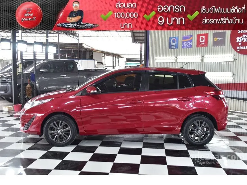 2019 Toyota YARIS E Hatchback