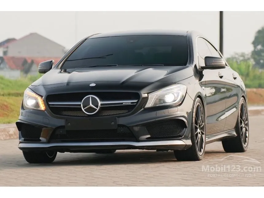2015 Mercedes-Benz AMG CLA45 Coupe