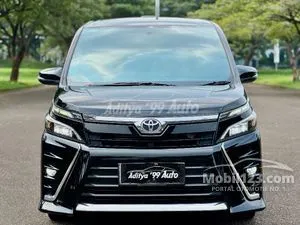 2018 Toyota Voxy 2.0 MPV