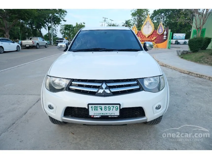 2013 Mitsubishi TRITON GLS Plus Mega Cab Pickup