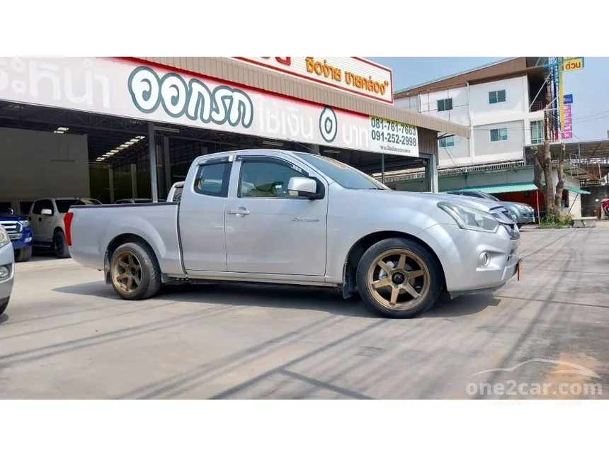 2016 Isuzu D-MAX L Space Cab Pickup