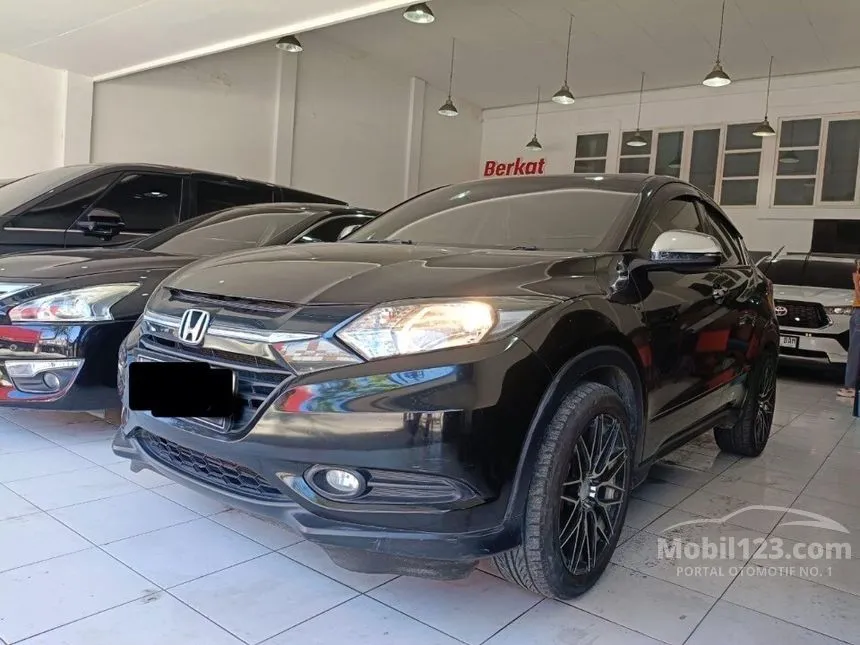 Jual Mobil Honda HR
