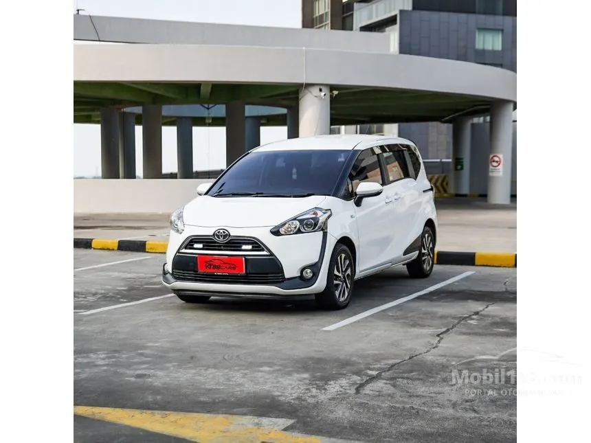 Jual Mobil Toyota Sienta 2018 V 1.5 di Banten Automatic MPV Putih Rp 179.000.000