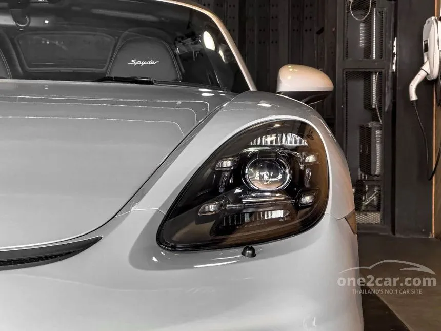 2022 Porsche 718 Spyder Convertible